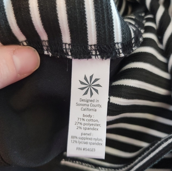 Athleta Mala Dress Black White Stripe Sleeveless Deep U Shape Back, Sz Medium - Picture 8 of 10